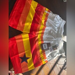 Brand New w/ Tags Mitchell & Ness Astros Men’s Shorts